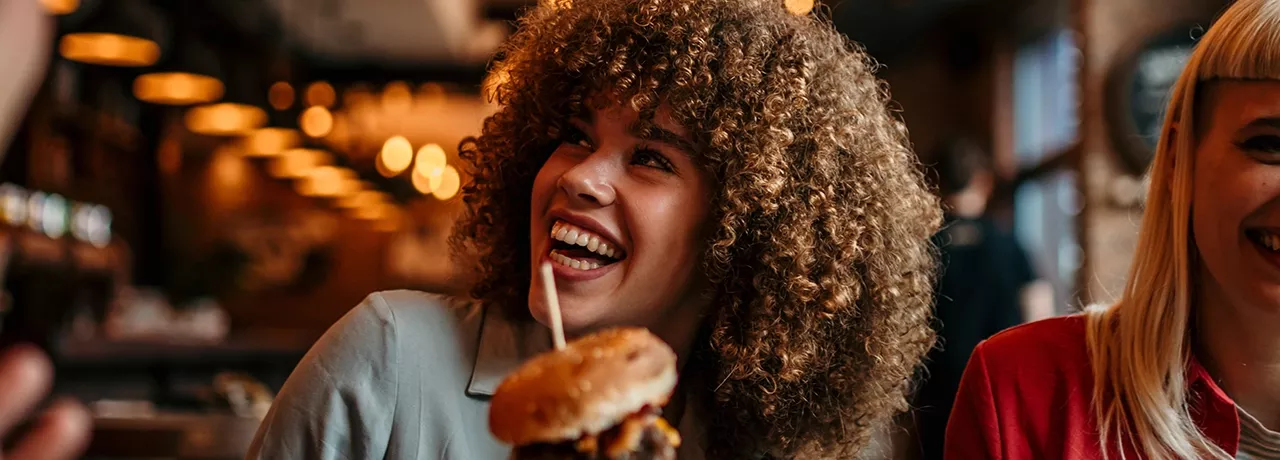 So nutzen Sie als Unternehmen den Sachbezug Mittagessen richtig
