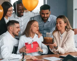 Geschenke für Mitarbeiter steuerfrei gestalten innerhalb der 60 Euro Freigrenze