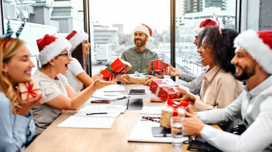 So schenken Sie richtig im Unternehmen und beachten steuerliche Richtlinien mit Pluxee Mitarbeiterbenefits