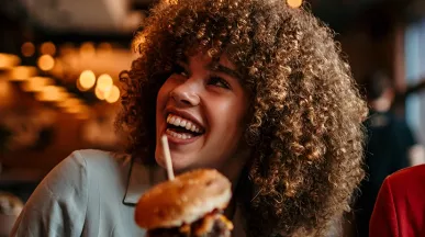 So nutzen Sie als Unternehmen den Sachbezug Mittagessen richtig
