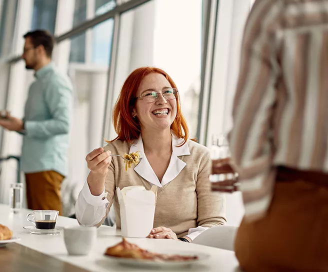 Verpflegen Sie Ihre Mitarbeitenden mit einem Essenszuschuss von Pluxee